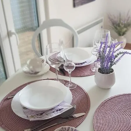 Provansa Apartment *
